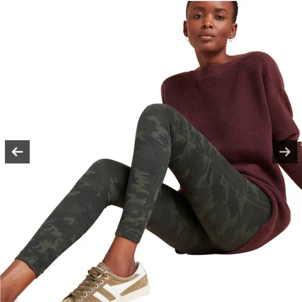 SPANX Seamless Legging in Green Camo